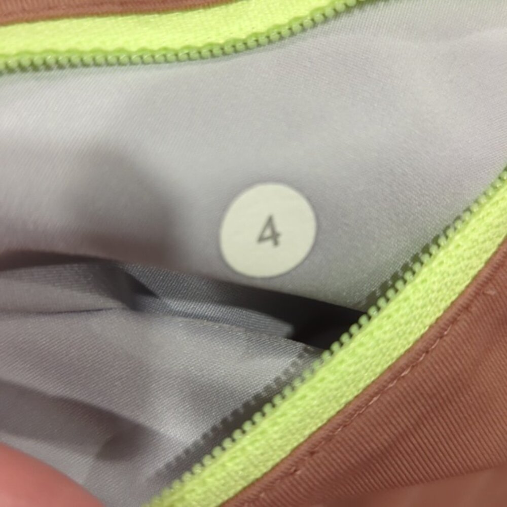 Lululemon Trail Bound Short Bark Berry like new - Picture 10 of 13